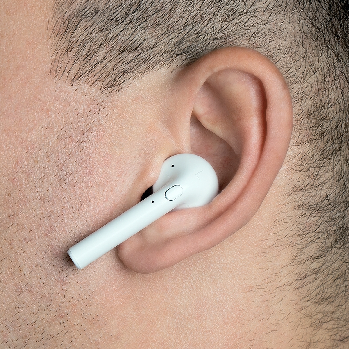 Essos Wireless Earbuds product thumbnail image