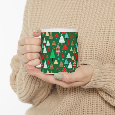 Cozy Christmas Tree Mug - Holiday Delight
