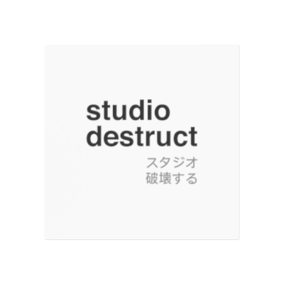 Studio Destruct Black on White Magnet